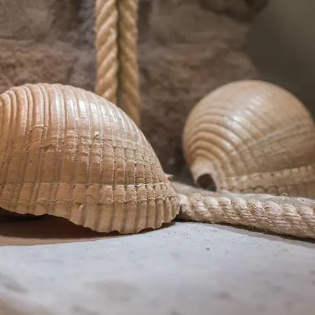 Capetan Nikolas-boat House * Klima (Milos)