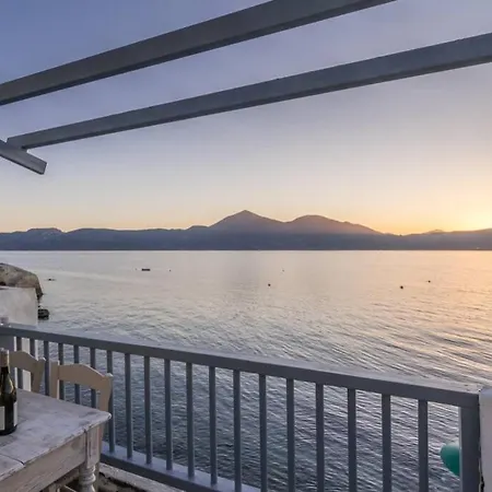 Capetan Nikolas-boat House Апартаменты *