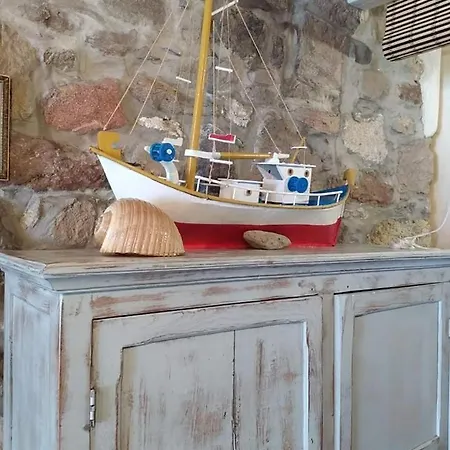 Daire Capetan Nikolas-boat House Klima (Milos)