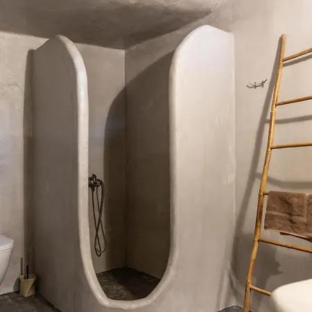 Daire Capetan Nikolas-boat House Klima (Milos)