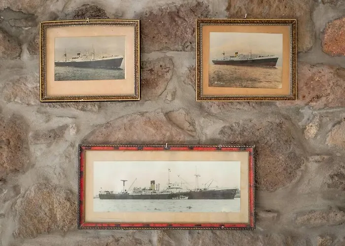 Capetan Nikolas-boat House Apartment Klima (Milos)