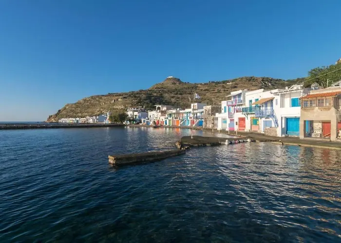 Capetan Nikolas-boat House Apartment Klima (Milos)